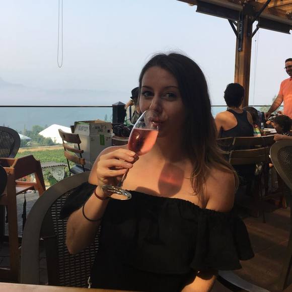 Meet your Posher, Fiona - Picture 1 of 1